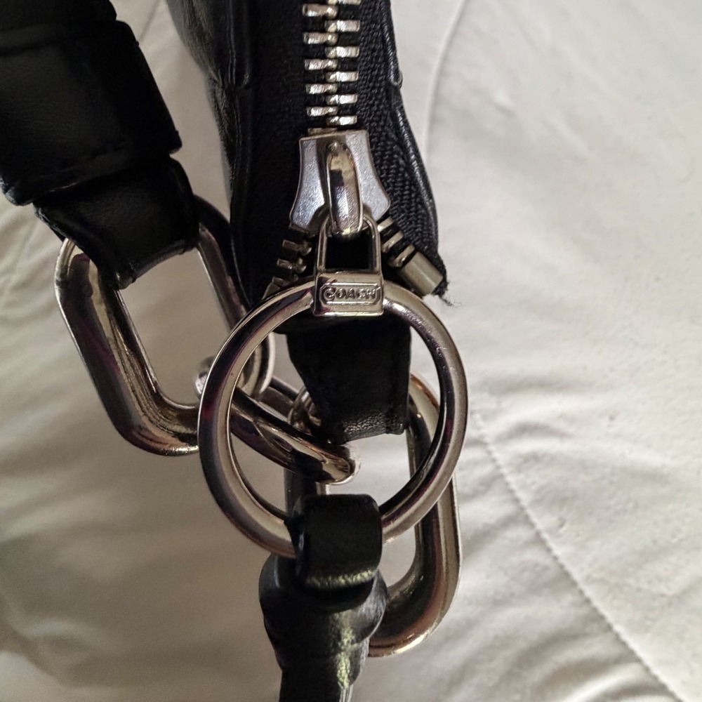 Coach Chelsea Black Leather Hobo Shoulder Bag Turnlock Silver Hardware 17816 - Picture 9 of 13